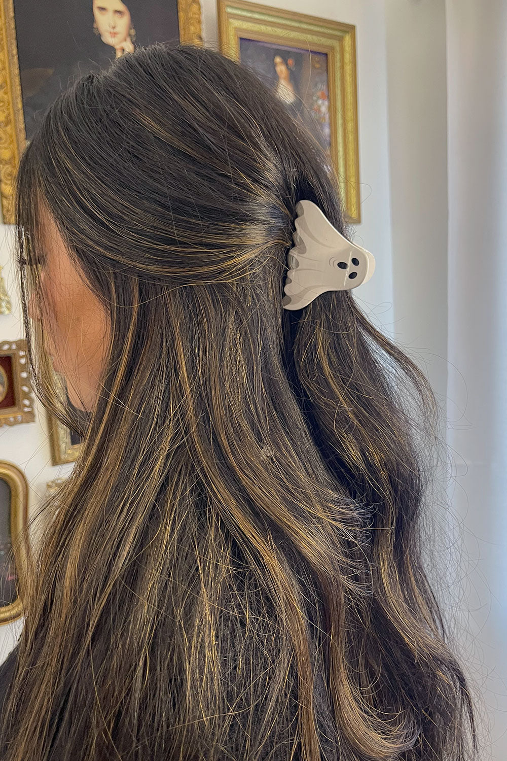 GHOST HAIR CLIP