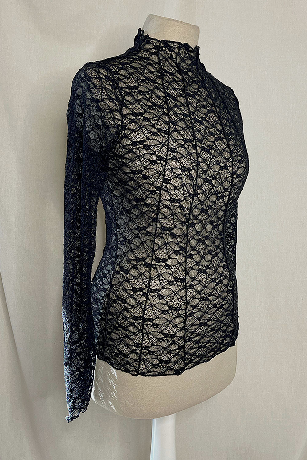 LETTY SHEER LACE TOP – BLACK + MOON